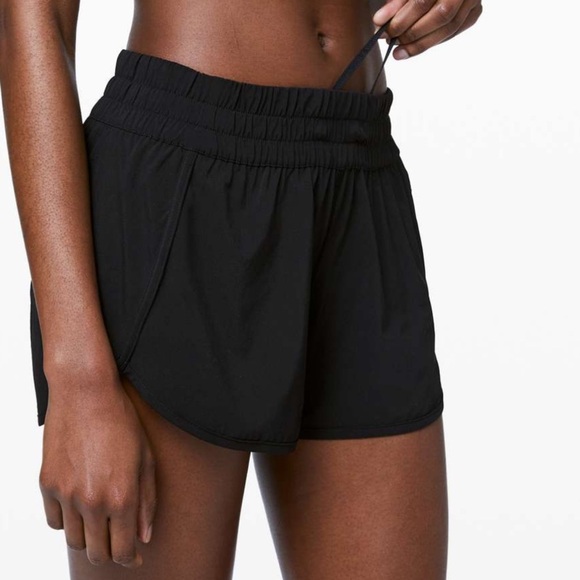 Lululemon Tracker Lined Short 4" in Black running
quick-drying lightweight Size4 - Picture 2 of 13